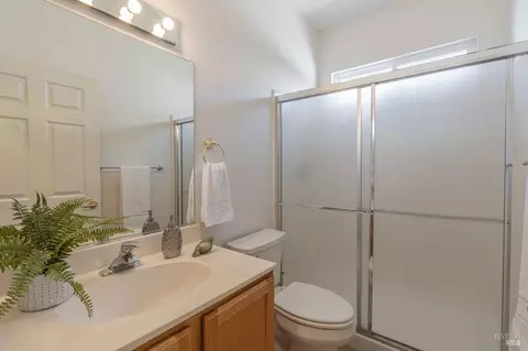 211 Albertz St, Cloverdale, CA 95425 photo 23