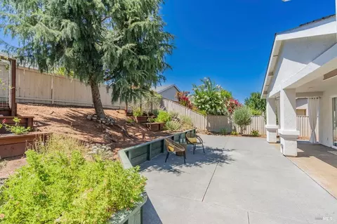 211 Albertz St, Cloverdale, CA 95425 photo 32