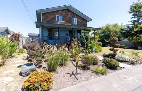 134 Livingston St, Fort Bragg, CA 95437