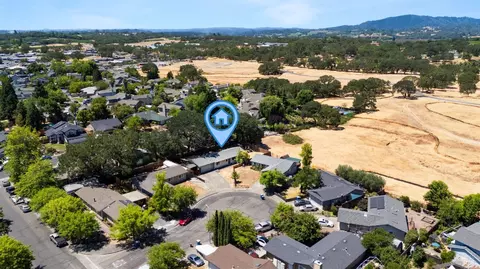 1112 Graham Ct, Windsor, CA 95492 photo 4