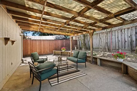 1112 Graham Ct, Windsor, CA 95492 photo 29