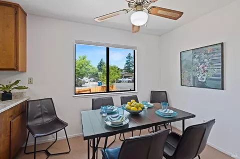 1112 Graham Ct, Windsor, CA 95492 photo 13
