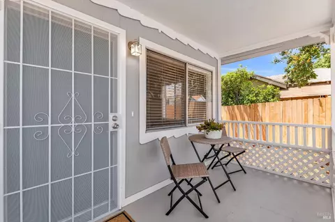 307 Idora Ave, Vallejo, CA 94591 photo 4