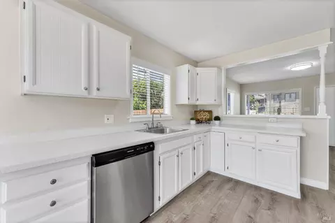 307 Idora Ave, Vallejo, CA 94591 photo 23