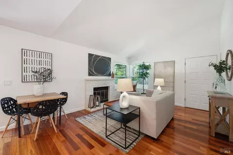 331 W Thomson Ave, Sonoma, CA 95476
