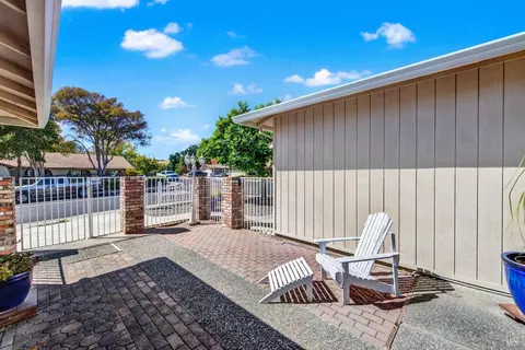 2986 Carmel Way, Fairfield, CA 94534 photo 9