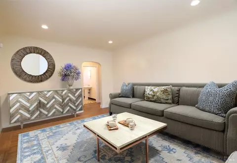 12 Cedar St, Vallejo, CA 94591 photo 3