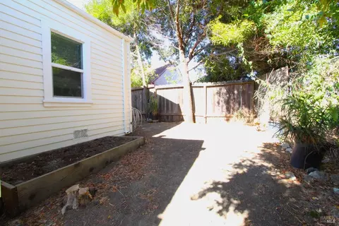 12 Cedar St, Vallejo, CA 94591 photo 36