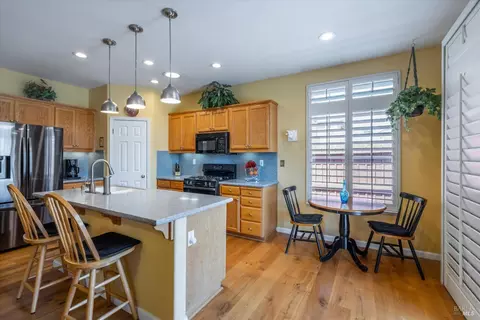 4284 Melody Ln, Vallejo, CA 94591 photo 11