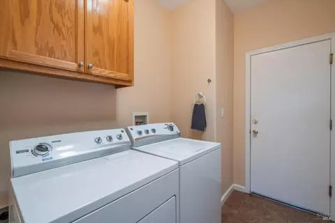 4284 Melody Ln, Vallejo, CA 94591 photo 18