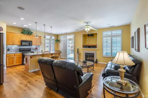 4284 Melody Ln, Vallejo, CA 94591 photo 8