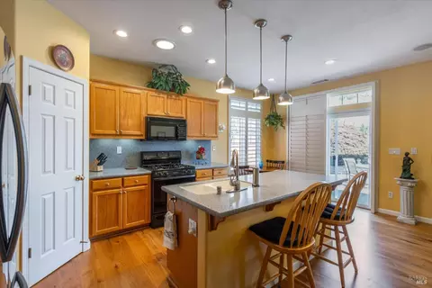 4284 Melody Ln, Vallejo, CA 94591 photo 10