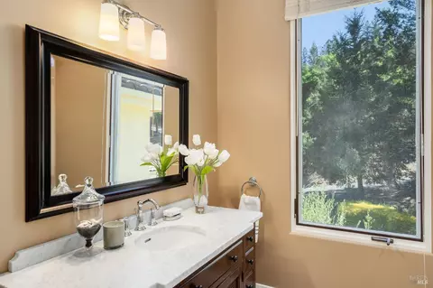 Bath - 504 White Cottage Rd S, Angwin, CA 94508 photo 3 of 7