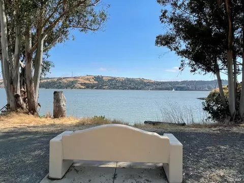 165 Shoal Dr W, Vallejo, CA 94591 photo 3