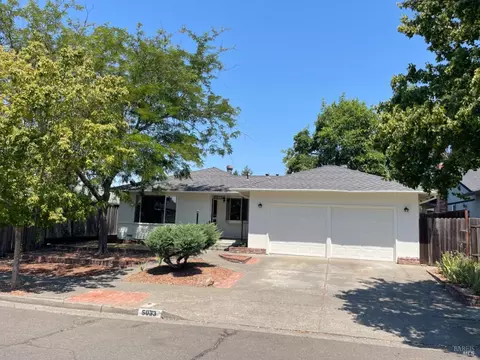 5033 Canyon Dr, Santa Rosa, CA 95409