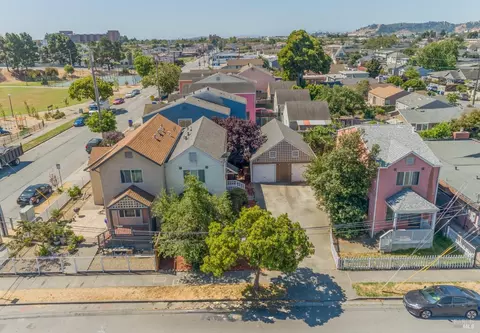 930 Lucas Ave, Richmond, CA 94801