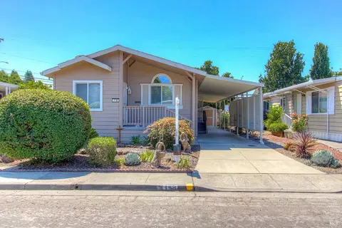 158 Westgate Cir, Santa Rosa, CA 95401