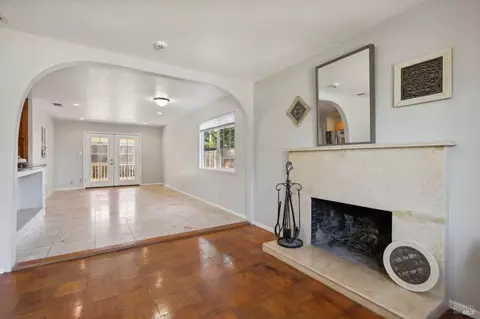 112 Pacific Ct, Vallejo, CA 94589 photo 5