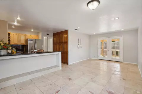 112 Pacific Ct, Vallejo, CA 94589 photo 13