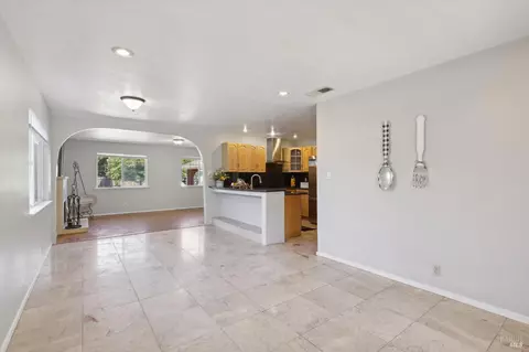 112 Pacific Ct, Vallejo, CA 94589 photo 14