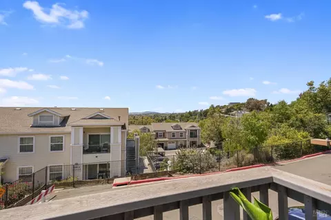 162 Nashville Ln, Vallejo, CA 94591 photo 4