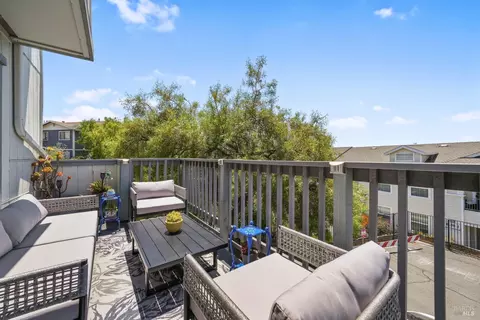 162 Nashville Ln, Vallejo, CA 94591 photo 8