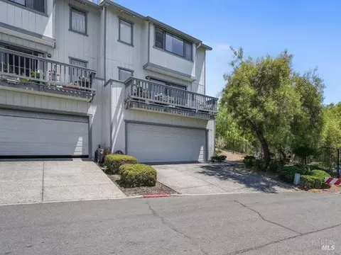 162 Nashville Ln, Vallejo, CA 94591 photo 2