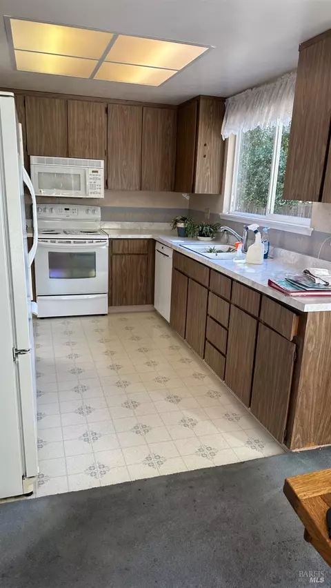 1065 Langlie Way, Rodeo, CA 94572 photo 6