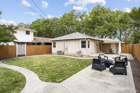 2033 Illinois St, Vallejo, CA 94590 photo 30