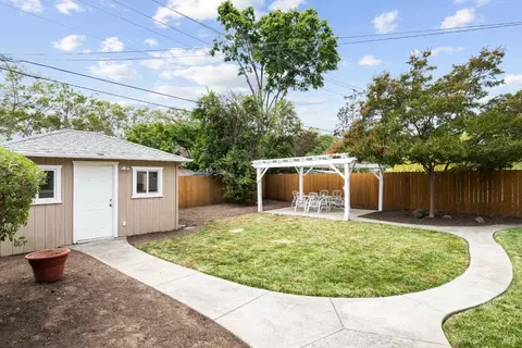 2033 Illinois St, Vallejo, CA 94590 photo 32