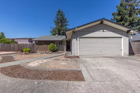 1223 Caribou Ct, Santa Rosa, CA 95405