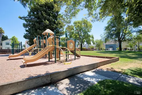 8304 Windmill Farms Dr, Cotati, CA 94931 photo 36