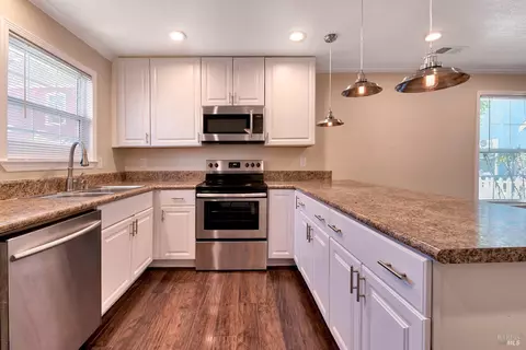 8304 Windmill Farms Dr, Cotati, CA 94931 photo 8