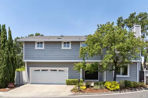 13 Sutro Ct, Novato, CA 94947