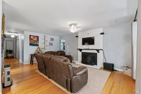 118 Cottonwood Dr, Vallejo, CA 94591 photo 5
