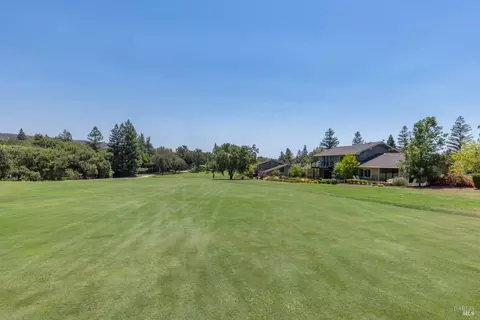 874 Oak Leaf Way, Napa, CA 94558 photo 4