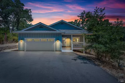 225 W Trinity Rd, Glen Ellen, CA 95442