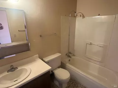 2008 Davis Dr, Fairfield, CA 94533 photo 10