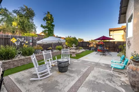 818 Wethersfield Dr, Vacaville, CA 95688 photo 58