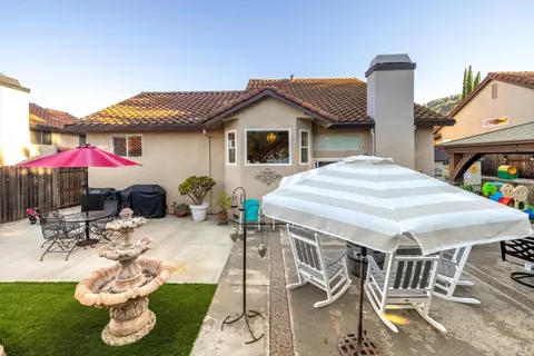 818 Wethersfield Dr, Vacaville, CA 95688 photo 59