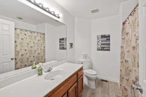 818 Wethersfield Dr, Vacaville, CA 95688 photo 44