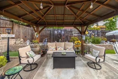 818 Wethersfield Dr, Vacaville, CA 95688 photo 49