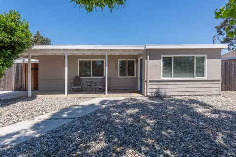 2288 Janette Dr, Napa, CA 94558