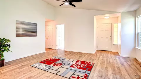 8516 Shadetree Dr, Windsor, CA 95492 photo 7