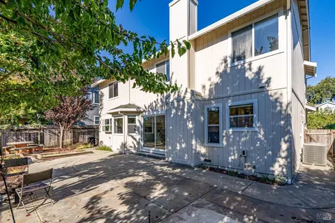 9 Packard Ct, Napa, CA 94558 photo 27