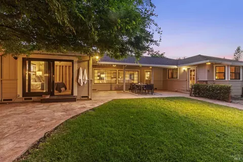 160 Shortt Rd, Santa Rosa, CA 95405