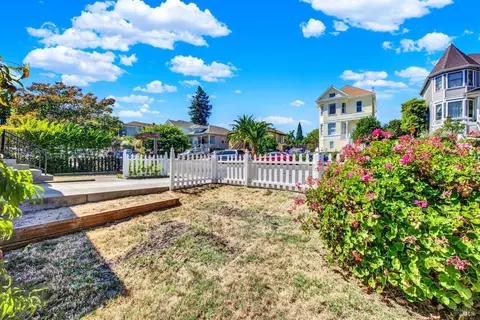 833 York St, Vallejo, CA 94590 photo 9