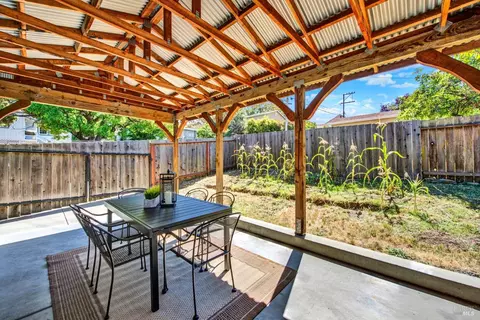 833 York St, Vallejo, CA 94590 photo 54