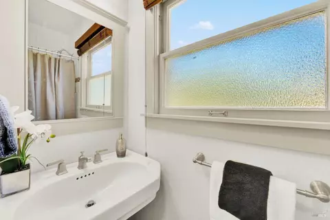 833 York St, Vallejo, CA 94590 photo 30