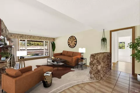Living - 2430 Cordelia Rd, Fairfield, CA 94534 photo 2 of 14